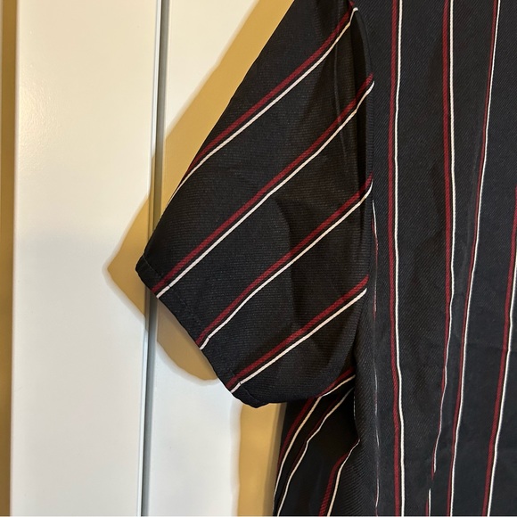 LOTTIE MOSS NAVY COLLARED BUTTON UP WITH RED AND WHITE STRIPES SIZE MEDIUM - Picture 9 of 14